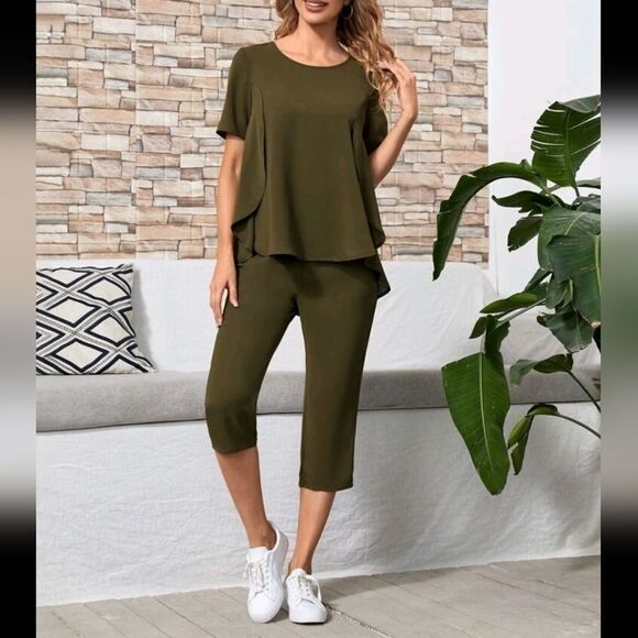 EMERY ROSE High-low Hem Solid Top & Capri Pants Set Medium Olive Green Medium - Picture 1 of 4